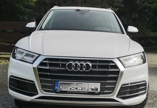 Audi Q5 cena 135000 przebieg: 119000, rok produkcji 2018 z Strzelin małe 92